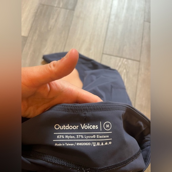 Outdoor Voices FreeForm 7/8 Contour Legging Medium navy Pockets Athletic - Picture 6 of 9